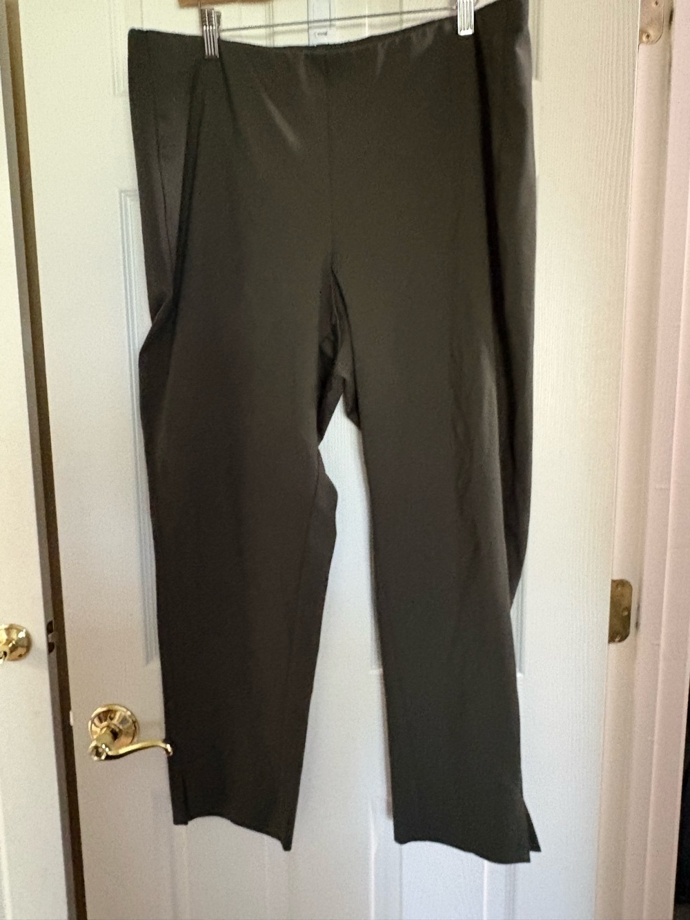 J. Jill Straight-Leg Pants in Dark Olive